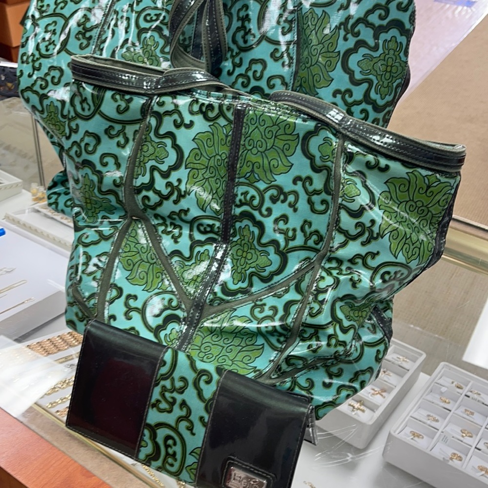Beijo bags and wallet set